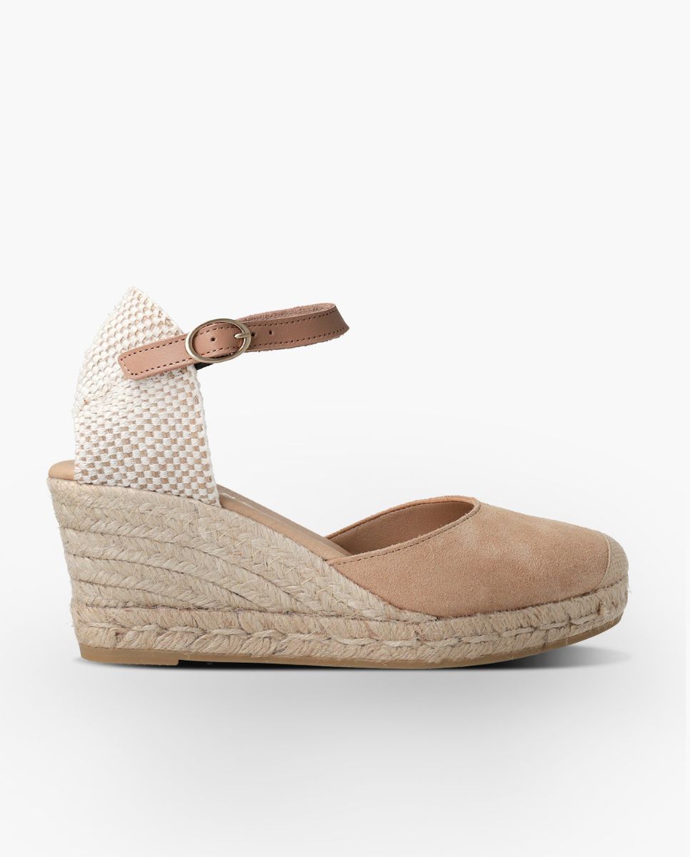 CARINA VELOUR ALMOND